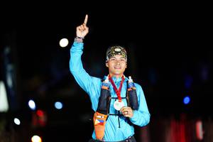 BIB: 
                            <button type="button" onclick="openModal(18978087)" class="btn btn-primary btn-sm float-right btn-popup" data-toggle="modal" data-target=".modal-high-quality">
                        <i class="fas fa-shopping-cart"></i> Add to Cart
                    </button>
                                            <button type="button" onclick="isThisMe(18978087, true)" class="btn btn-success btn-sm float-right btn-popup btn-isme hidden" data-toggle="tooltip" data-placement="bottom" title="นี่คือรูปของคุณใช่ไหม คลิกที่นี่เพื่อเอาเข้าอัลบั้ม">
                        <i class="fas fa-plus"></i> Add to album
                    </button>
                    <button type="button" onclick="isThisMe(18978087, false)" class="btn btn-warning btn-sm float-right btn-popup btn-isnotme hidden">
                        <i class="fas fa-ban"></i> Remove from album
                    </button>